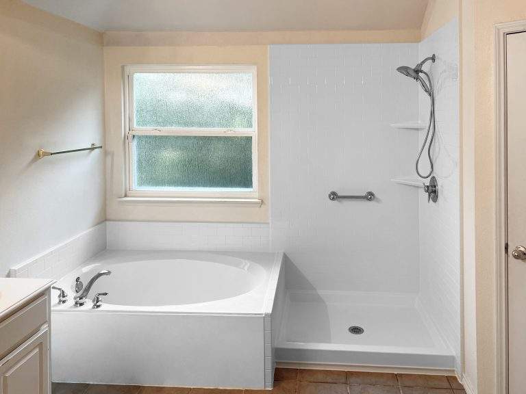 Bath Tub Installation - 1